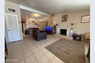 6926 E Kirkland Drive, Tucson, AZ 85710 - Photo 3