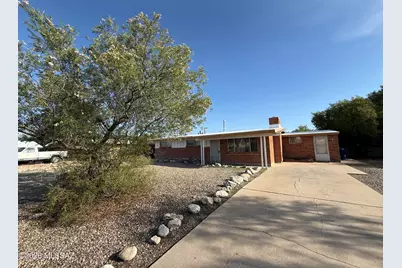 6926 E Kirkland Drive, Tucson, AZ 85710 - Photo 1