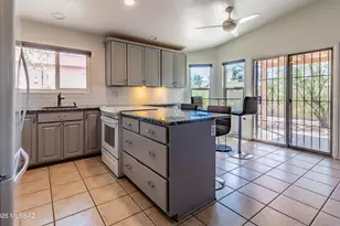 5361 W Wood Owl Dr, Tucson, AZ 85742 - Photo 7