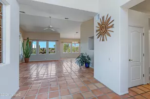 10144 N Bighorn Butte Dr, Tucson, AZ 85737 - Photo 9