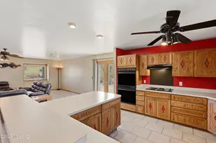 10855 W Mile Wide Rd, Tucson, AZ 85743 - Photo 13