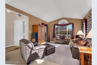 8911 N Palm Brook Drive, Tucson, AZ 85743 - Photo 5