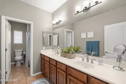 11906 N Mesquite Hollow Drive, Oro Valley, AZ 85737 - Photo 31
