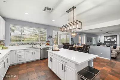 11906 N Mesquite Hollow Drive, Oro Valley, AZ 85737 - Photo 19