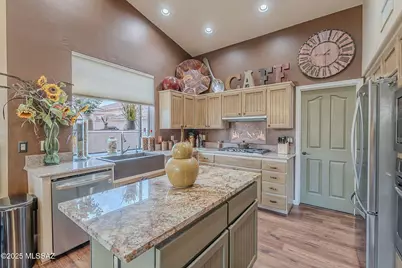 37547 S Canyon Side Drive, Saddlebrooke, AZ 85739 - Photo 17