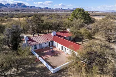 49 Right Of Way Road, Tubac, AZ 85646 - Photo 3