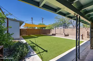 2002 E Monte Vista Dr, Tucson, AZ 85719 - Photo 19