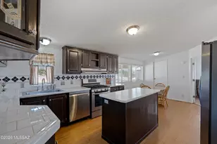 16860 W Falcon Ln, Marana, AZ 85653 - Photo 11