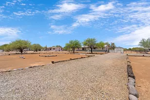 16860 W Falcon Ln, Marana, AZ 85653 - Photo 5