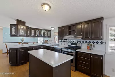 16860 W Falcon Lane, Marana, AZ 85653 - Photo 13