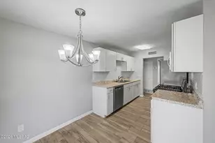 6505 E Nicaragua Dr, Tucson, AZ 85730 - Photo 9