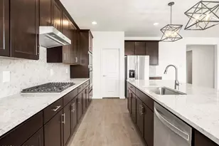 7582 S Kinglet Wy, Tucson, AZ 85747 - Photo 3