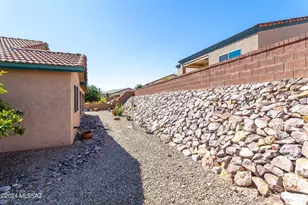 287 N VÃ­a La Castellana, Green Valley, AZ 85614 - Photo 11