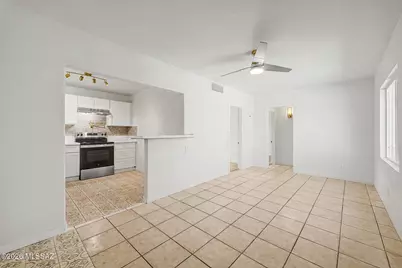 364 W Columbia Street, Tucson, AZ 85714 - Photo 5