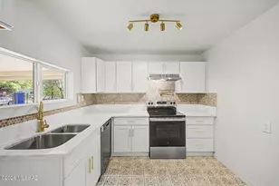 364 W Columbia St, Tucson, AZ 85714 - Photo 3