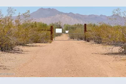 17337 W Saddle Trail, Marana, AZ 85653 - Photo 13