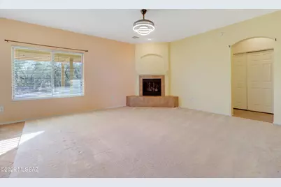 86 E Calle Trona, Green Valley, AZ 85614 - Photo 11