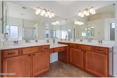 86 E Calle Trona, Green Valley, AZ 85614 - Photo 19
