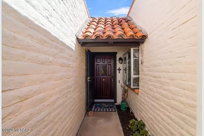 1366 W Calle Mendoza, Green Valley, AZ 85622 - Photo 5