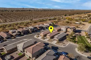 787 E Catwalk Pl, Sahuarita, AZ 85614 - Photo 3