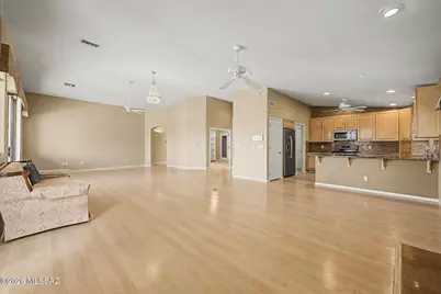 573 W Silvertip Road, Oro Valley, AZ 85737 - Photo 7