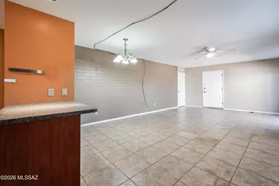 2525 N Alvernon Way #UNIT B1, Tucson, AZ 85712 - Photo 11