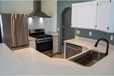 9661 E Caldwell Drive, Tucson, AZ 85747 - Photo 5