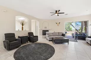 592 W Crenshaw Ln, Green Valley, AZ 85614 - Photo 13
