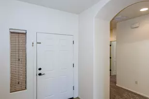 7574 E Autumn Leaf Dr, Tucson, AZ 85756 - Photo 3