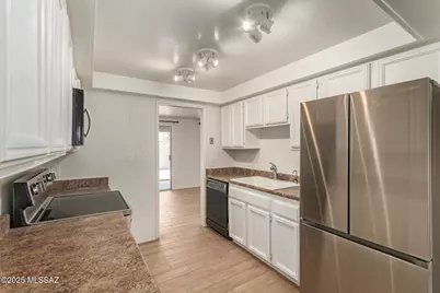 6 E Madrid Drive, Tucson, AZ 85704 - Photo 11