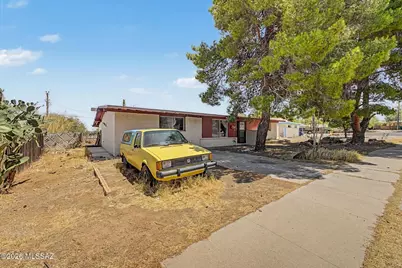 128 W William Carey Street, Corona de Tucson, AZ 85641 - Photo 3