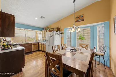 1951 W Cabernet Drive, Tucson, AZ 85746 - Photo 9
