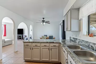 7404 E Glacier Park Court, Sahuarita, AZ 85629 - Photo 15