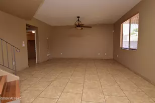 10226 E Desert Eden Pl, Tucson, AZ 85747 - Photo 13