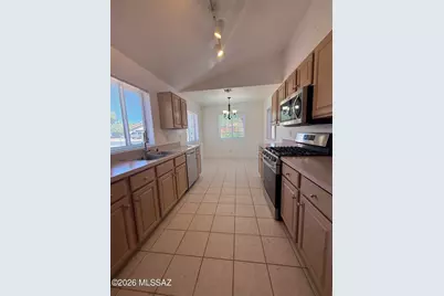 12349 N Brightridge Drive, Oro Valley, AZ 85755 - Photo 5