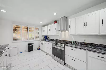 7502 E Lee Place, Tucson, AZ 85715 - Photo 11