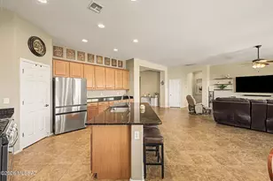 14290 N Arrowpoint Ash Ave, Marana, AZ 85658 - Photo 11