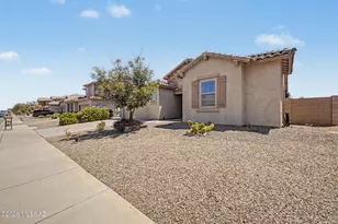 14290 N Arrowpoint Ash Ave, Marana, AZ 85658 - Photo 7