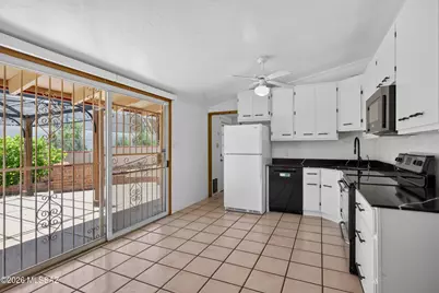 7138 E Paseo San Andres, Tucson, AZ 85710 - Photo 13