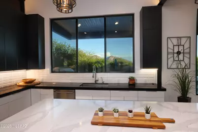 725 W Tortolita Mountain Circle, Oro Valley, AZ 85755 - Photo 33
