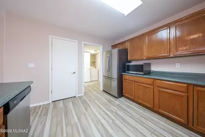 2416 W Chris Oliver Way, Tucson, AZ 85705 - Photo 7