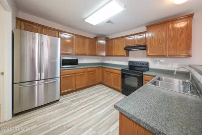 2416 W Chris Oliver Way, Tucson, AZ 85705 - Photo 5