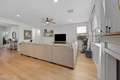 14217 E Hub Drive, Vail, AZ 85641 - Photo 11