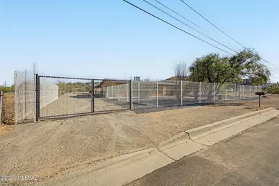 1825 W Probasco Drive, Tucson, AZ 85746 - Photo 1