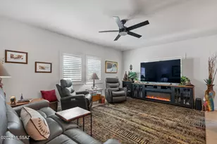 653 W Redondo Pl, Green Valley, AZ 85614 - Photo 3