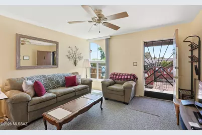 356 S Paseo Quinta #B, Green Valley, AZ 85614 - Photo 5
