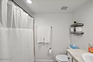 5051 N Sabino Canyon Rd, Tucson, AZ 85750 - Photo 25