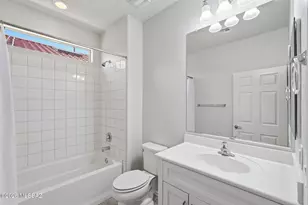 8033 N Circulo El Palmito, Tucson, AZ 85704 - Photo 7