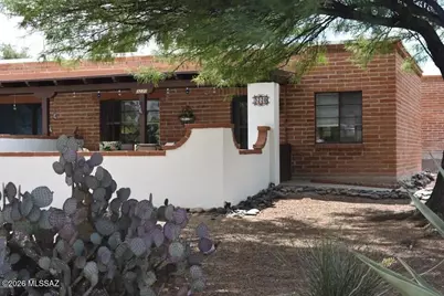 322 S La Canada Drive #Unit D, Green Valley, AZ 85614 - Photo 1