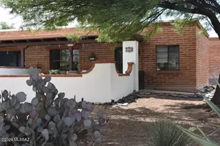 322 S La Canada Dr, Green Valley, AZ 85614 - Photo 1